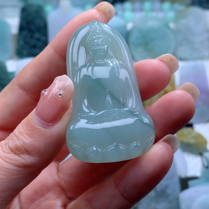 定制翡翠未镶嵌素衣观音