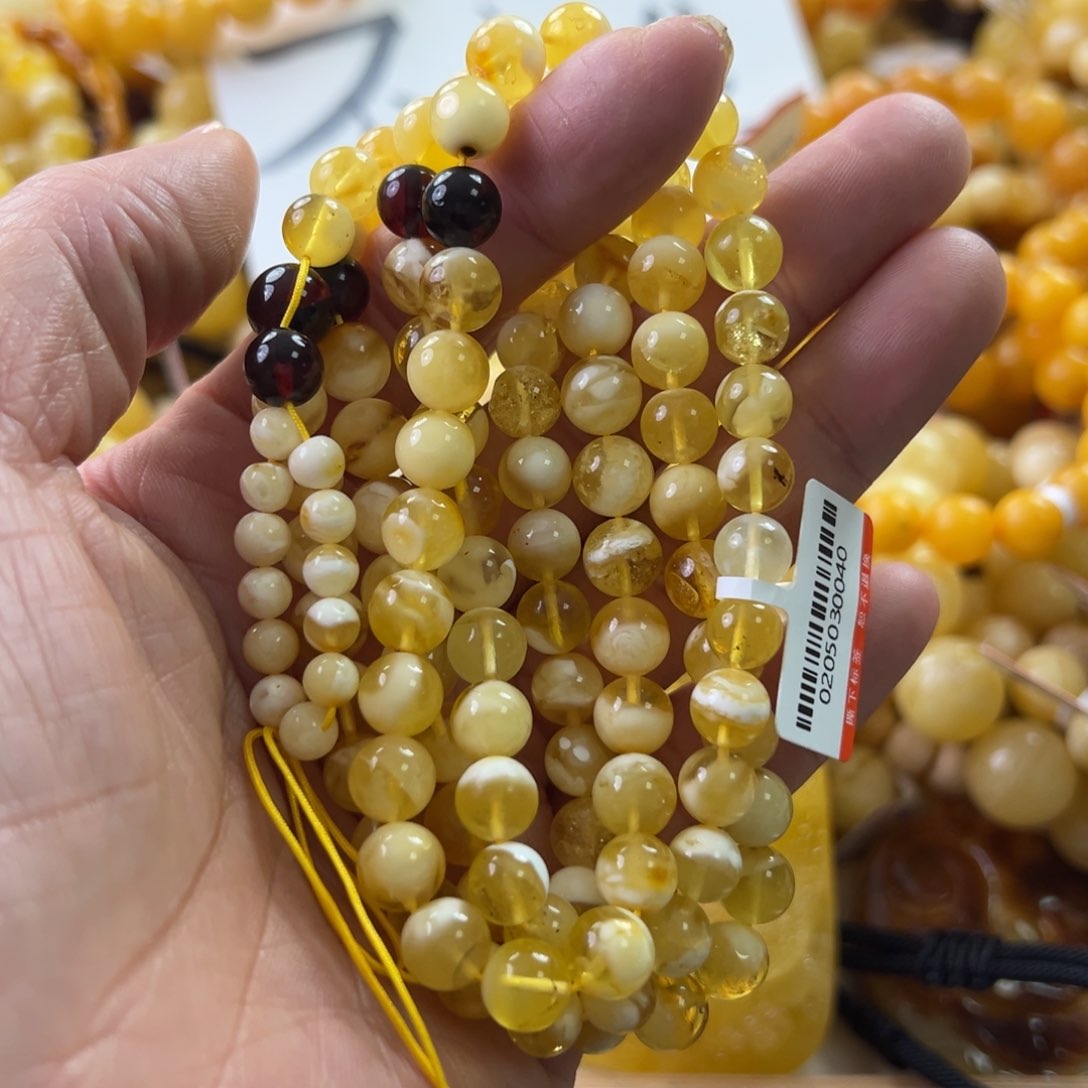 琥珀珠宝奇石未镶嵌