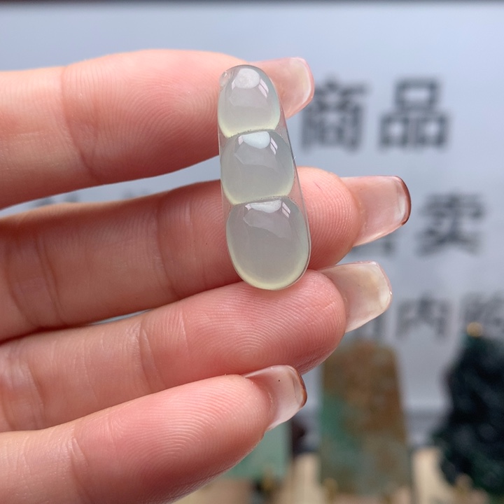 定制翡翠未镶嵌天然翡翠