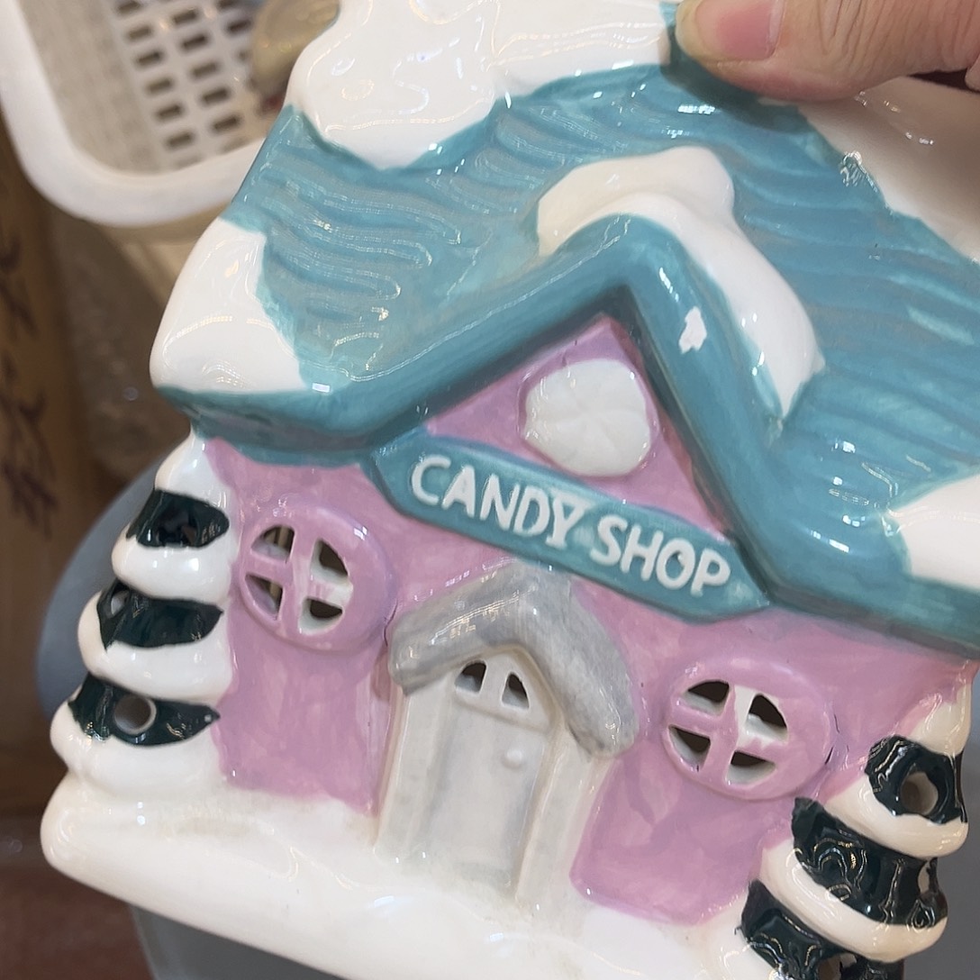 陶瓷微瑕介意慎拍掉漆