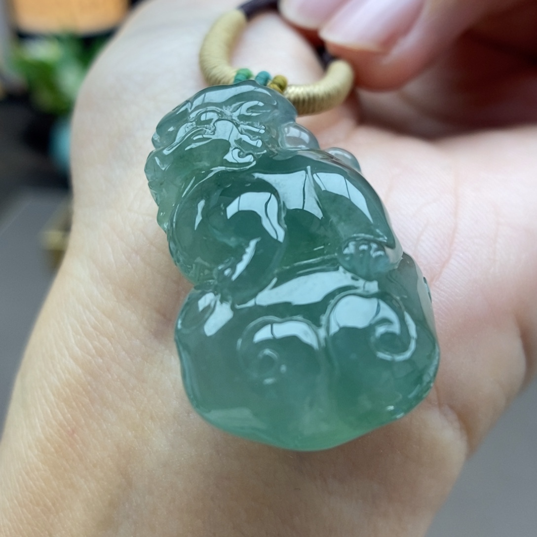 翡翠未镶嵌颈饰吊坠22