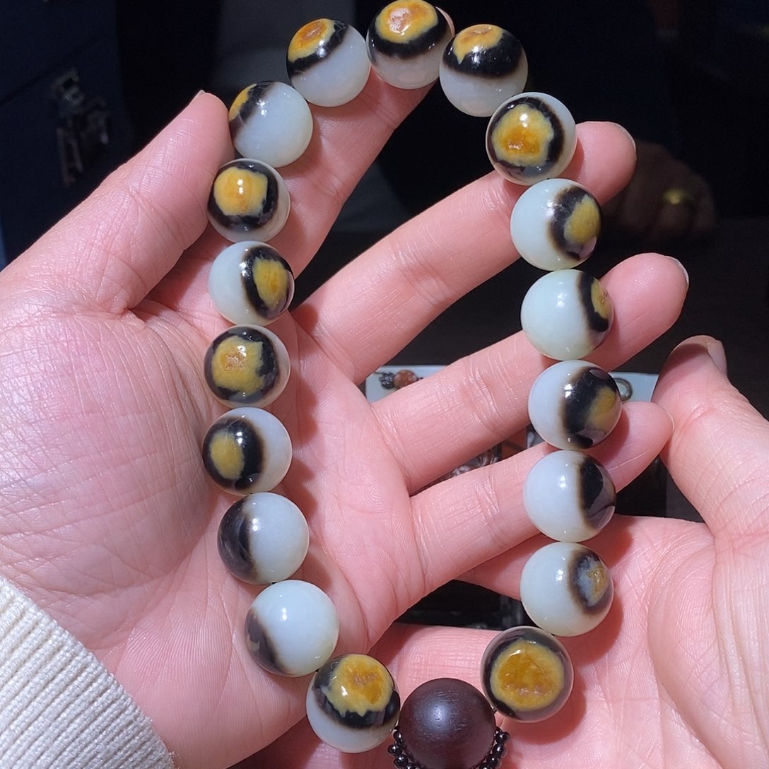 和田玉挂件未镶嵌宇****子