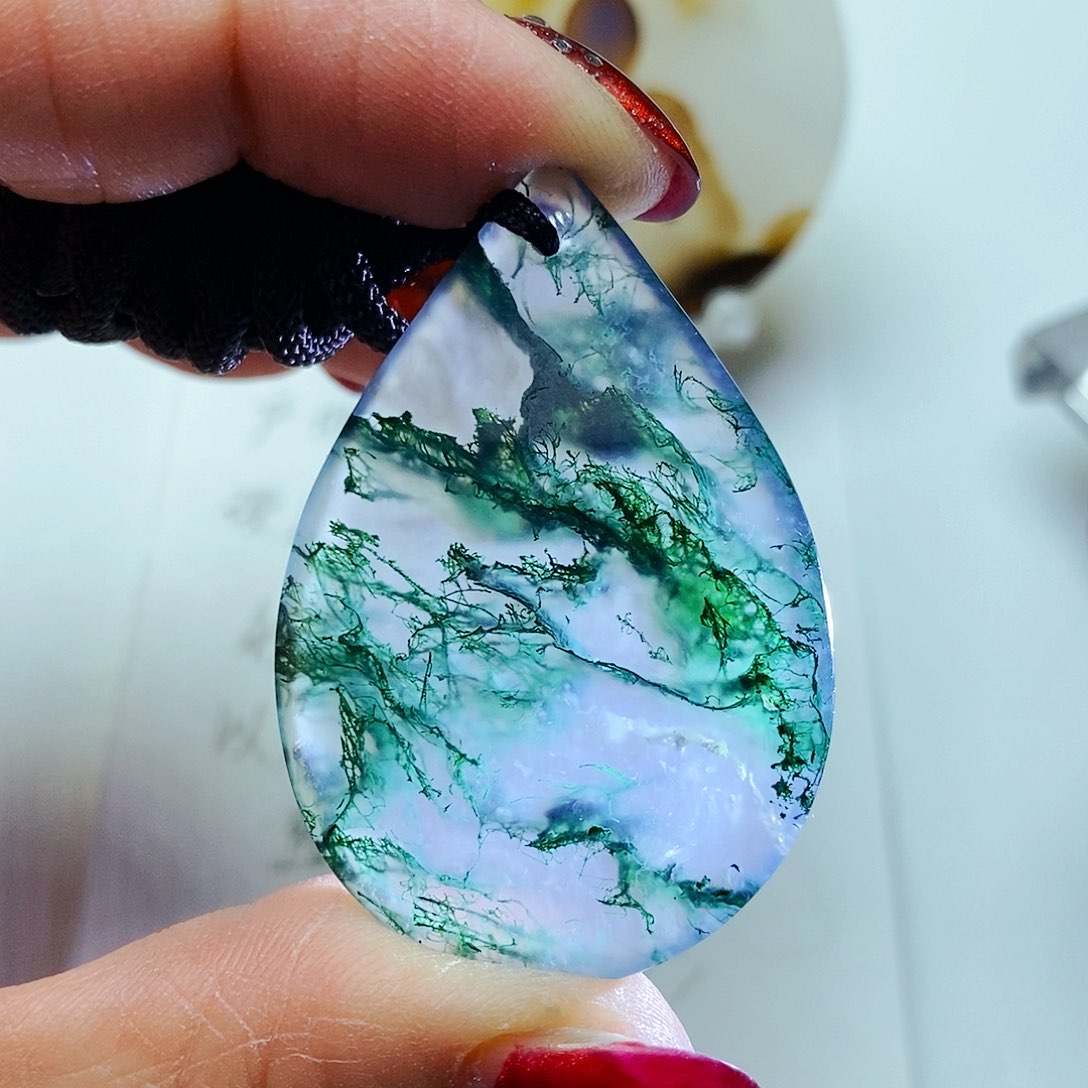 玛瑙/玉髓颈饰未镶嵌台****哥