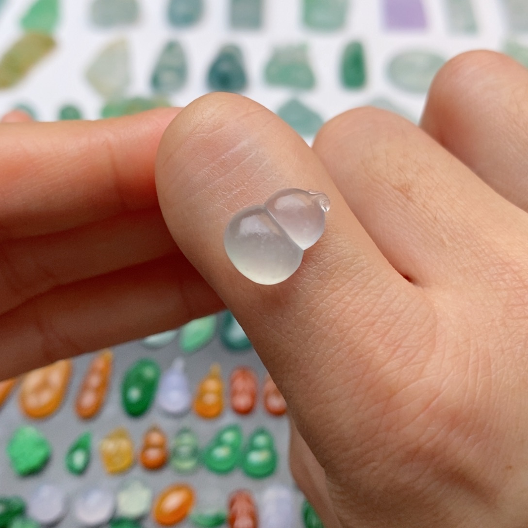 定制翡翠未镶嵌葫芦