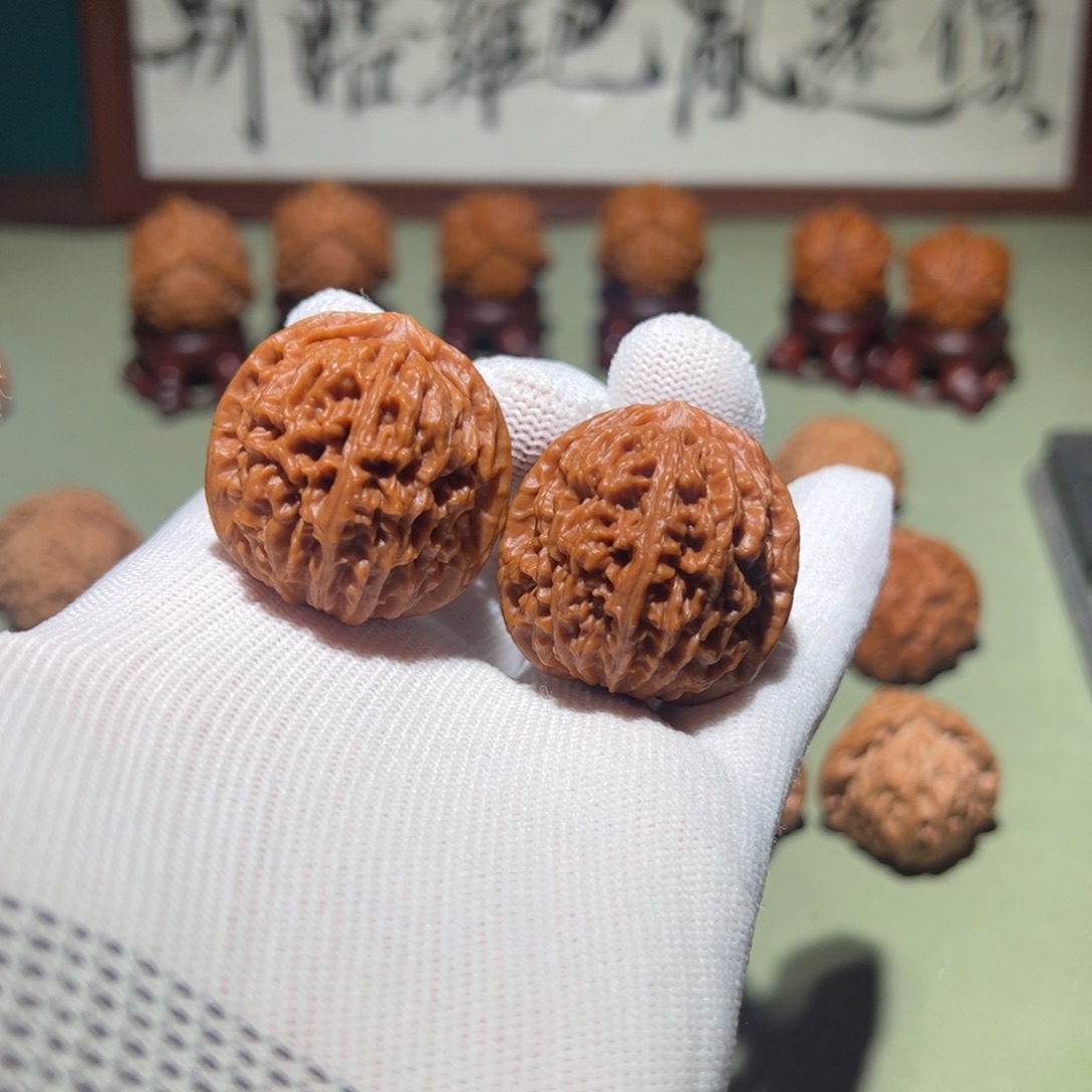 文玩核桃把件34荔枝纹