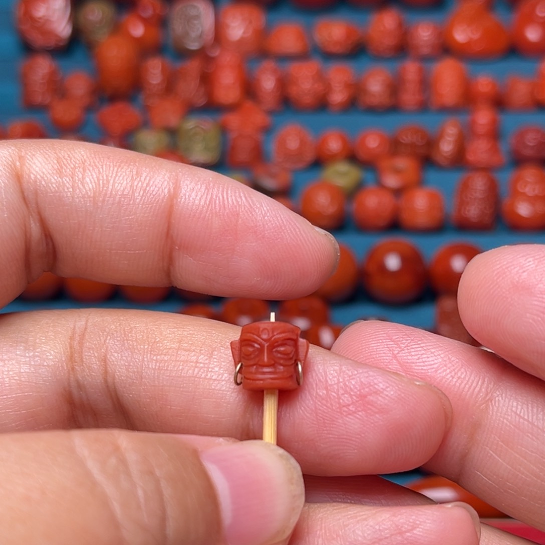 南红玛瑙配饰未镶嵌三星堆配饰7.5mm