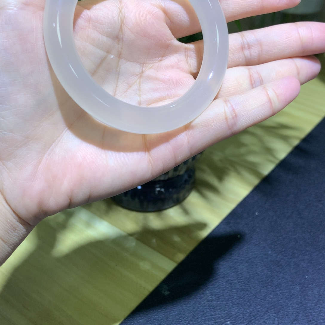 手镯玛瑙/玉髓未镶嵌