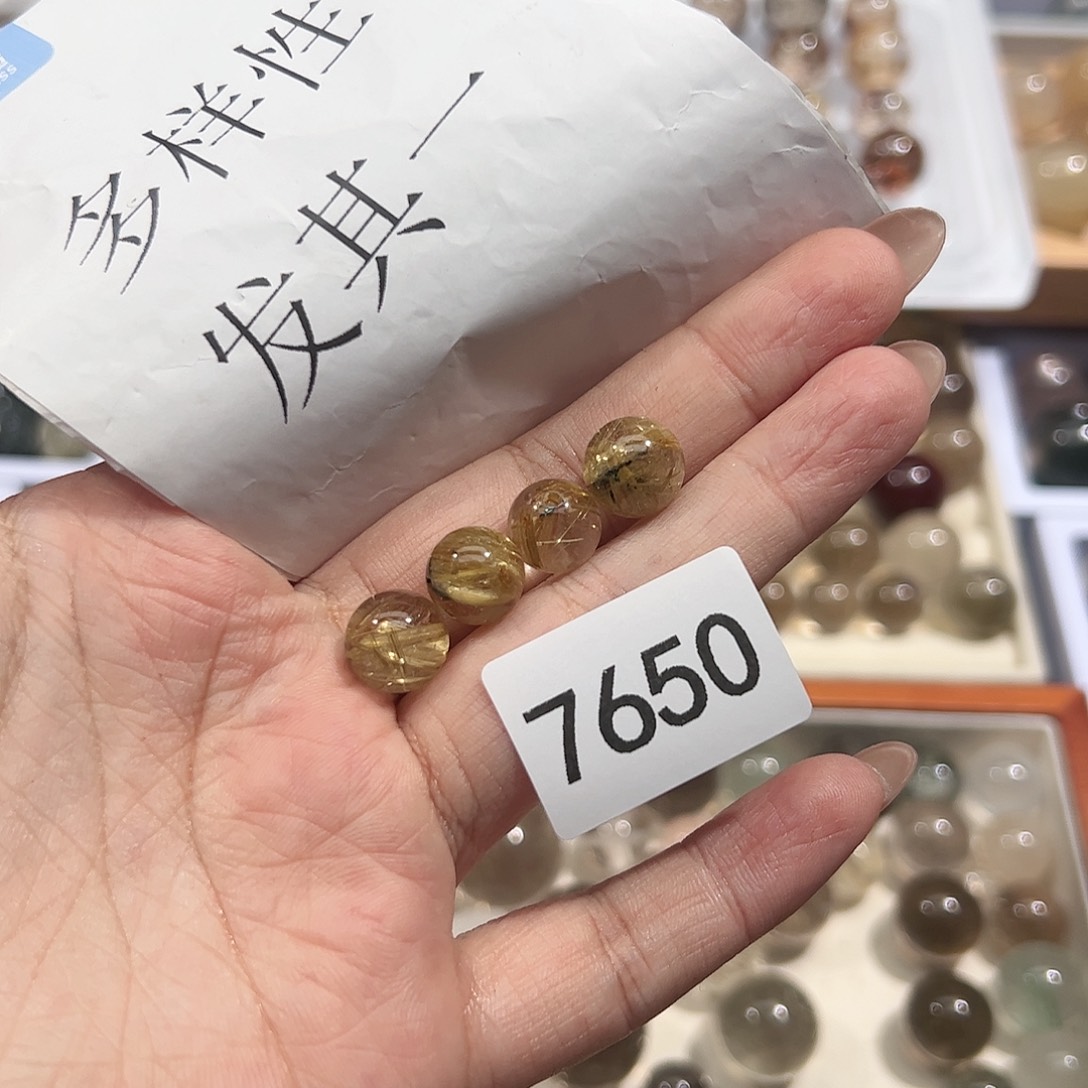 水晶未镶嵌大型摆件（非配饰）