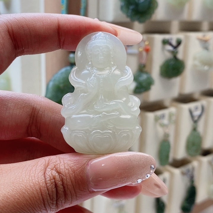 C***橙和田玉未镶嵌颈饰