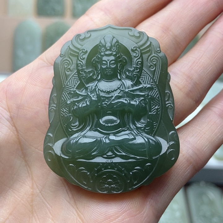 和田玉未镶嵌颈饰