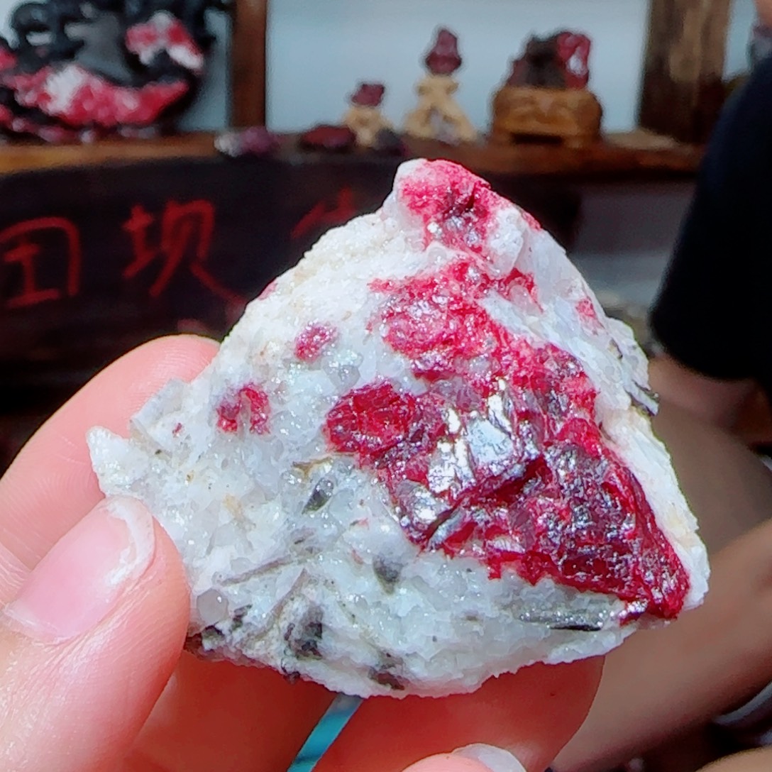 天然辰砂朱砂毛石头8