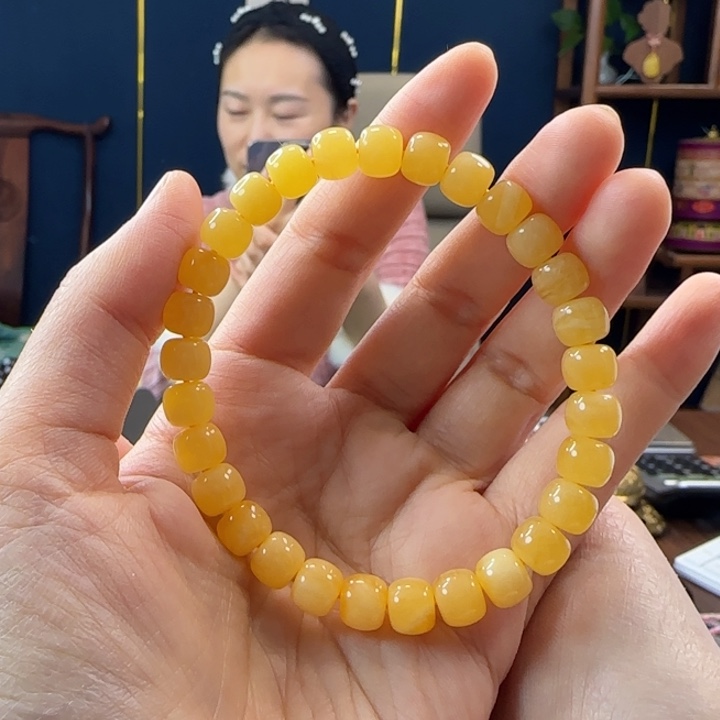 琥珀手串未镶嵌666666666