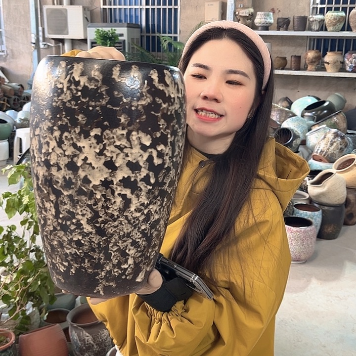 正品口20高33花盆……