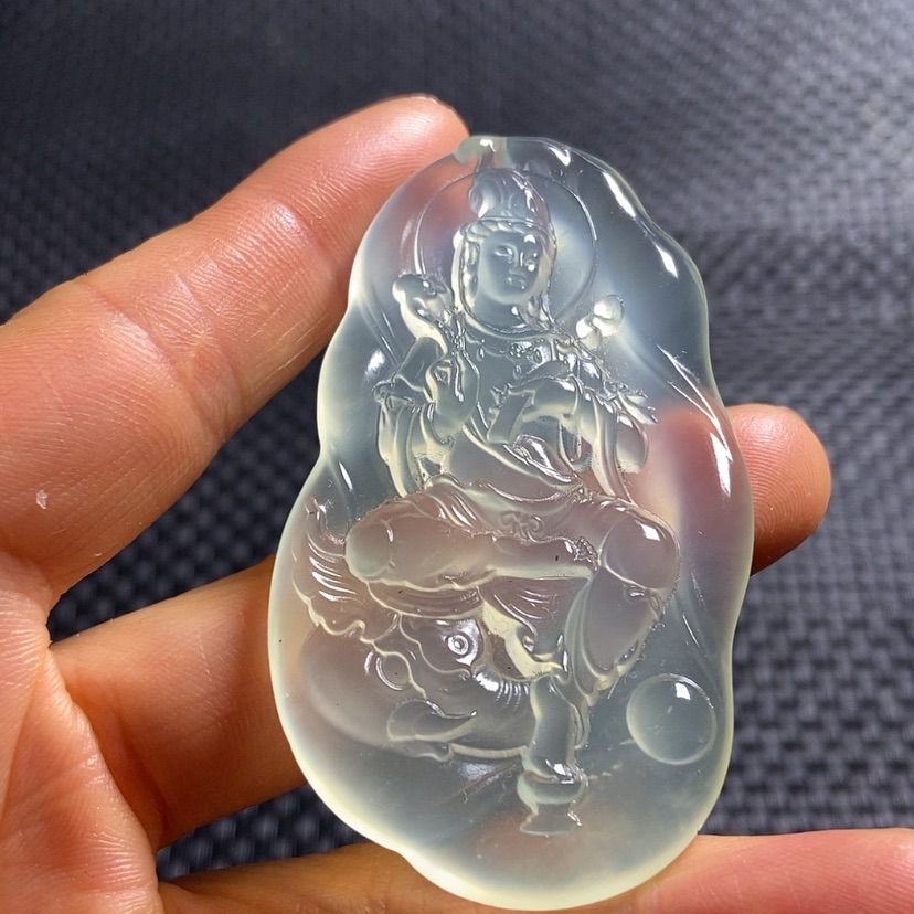【闪购商品】蛇纹石玉未镶嵌颈饰