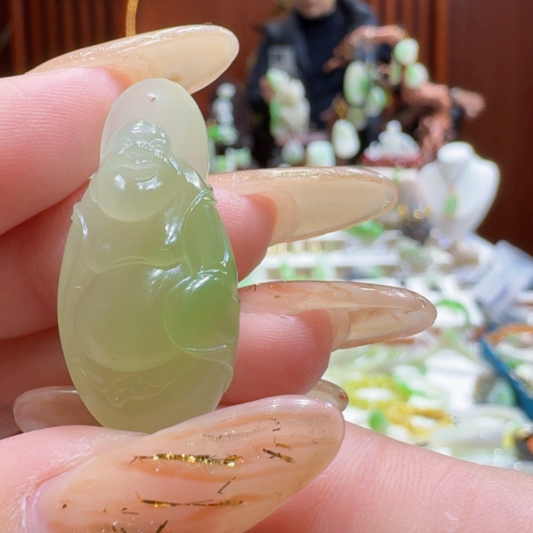 和田玉翠青冰底佛未镶嵌