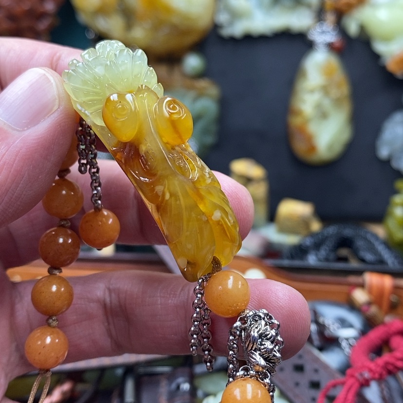 【闪购商品】蛇纹石玉手牌未镶嵌