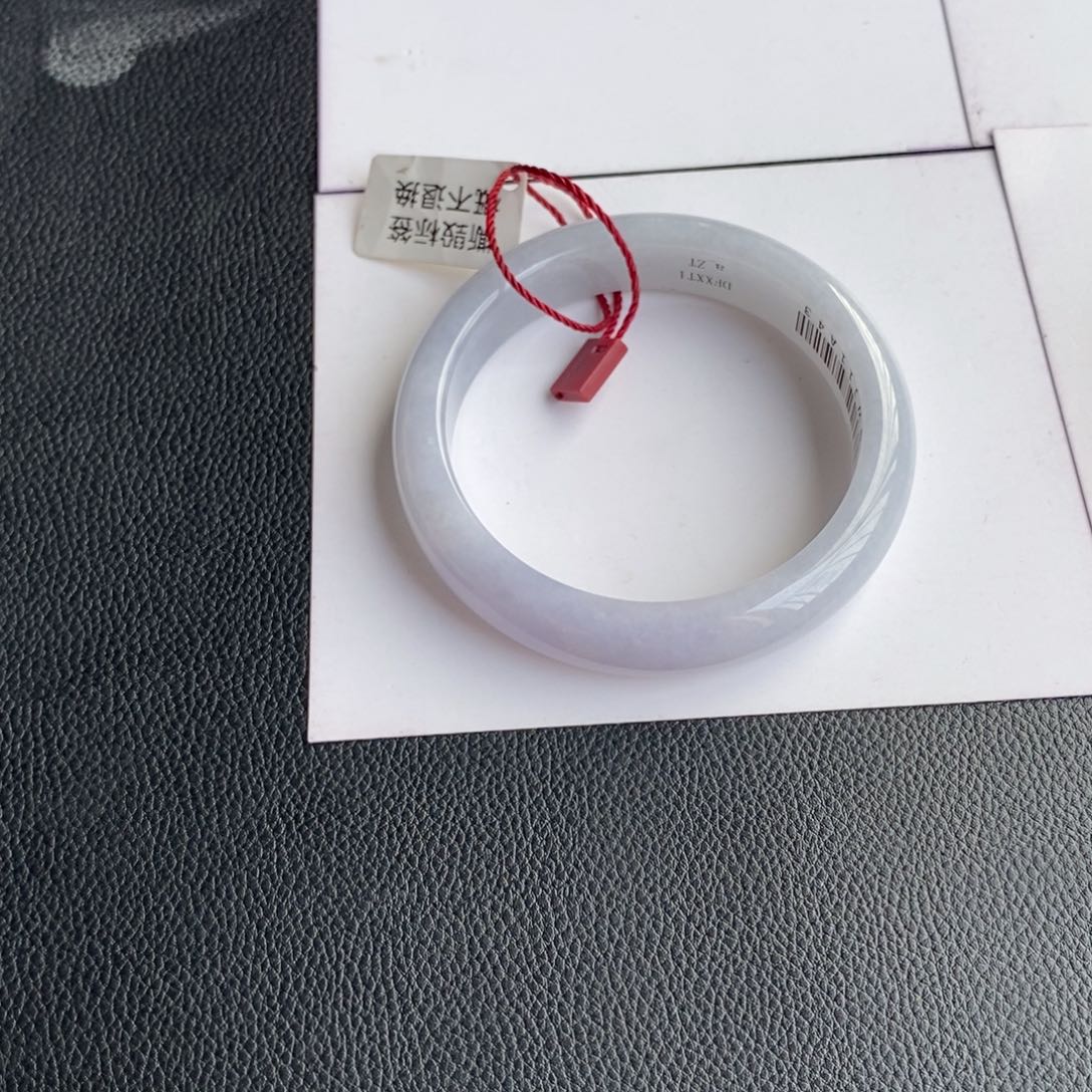 梦****翡翠未镶嵌手镯圈口53