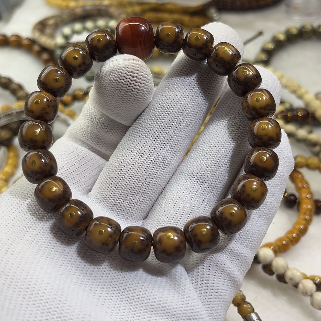 吊坠星月菩提大眼睛