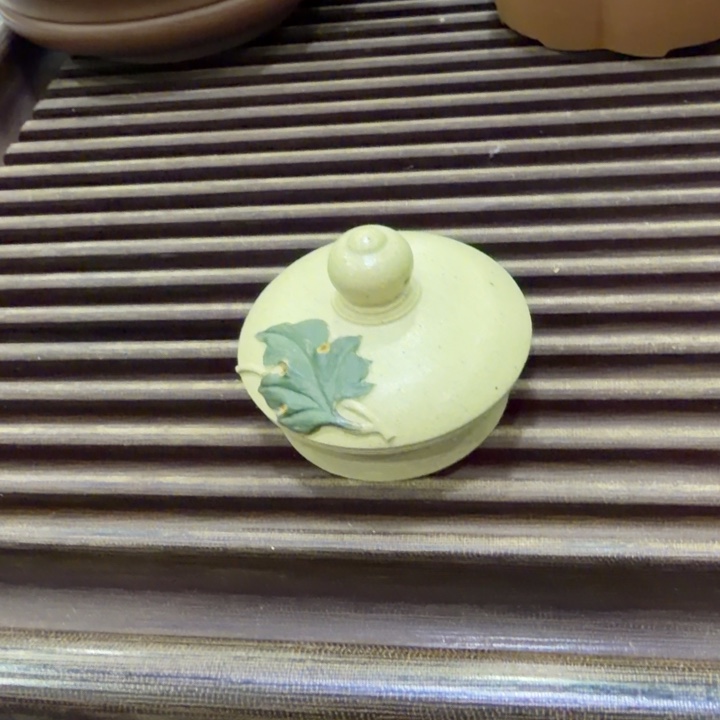 ****明紫砂茶壶今天最后一场直播。明年见，乱炸