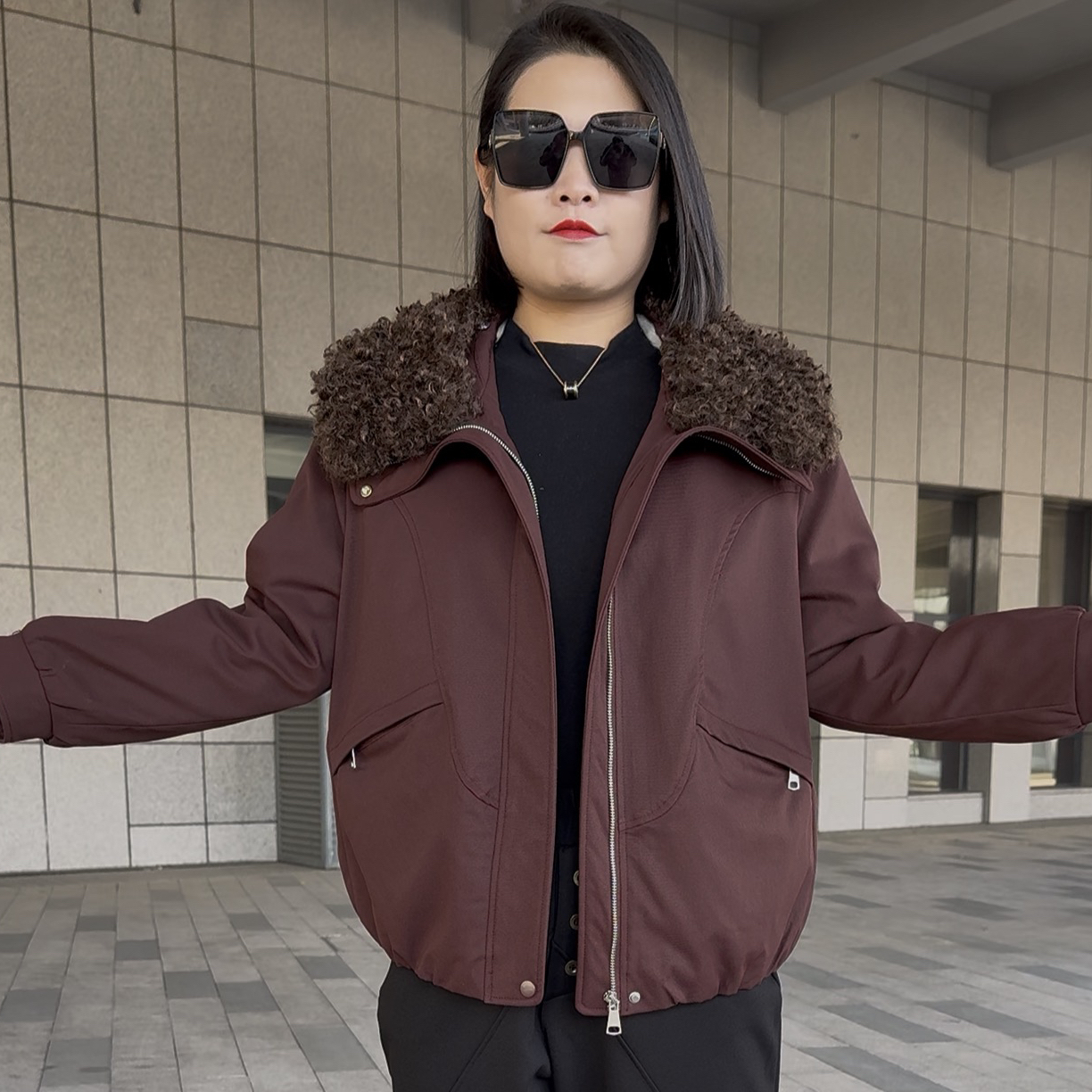 冬季保暖外套翻领短款羊羔毛拼接加绒加厚显瘦百搭休闲女款