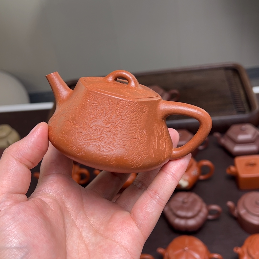 血***影紫砂茶壶宜兴紫砂壶的制作