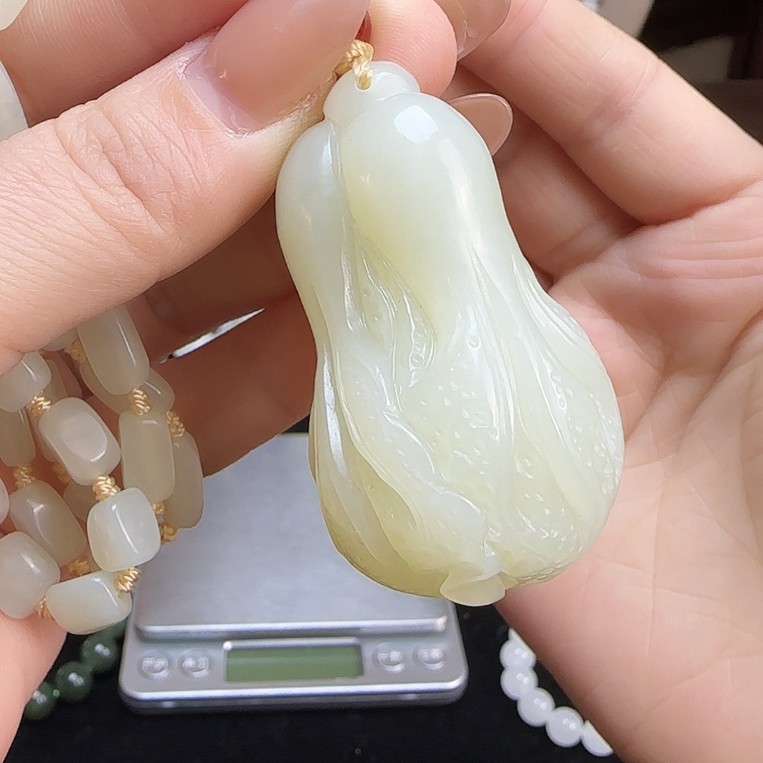 和田玉未镶嵌颈饰定制发货