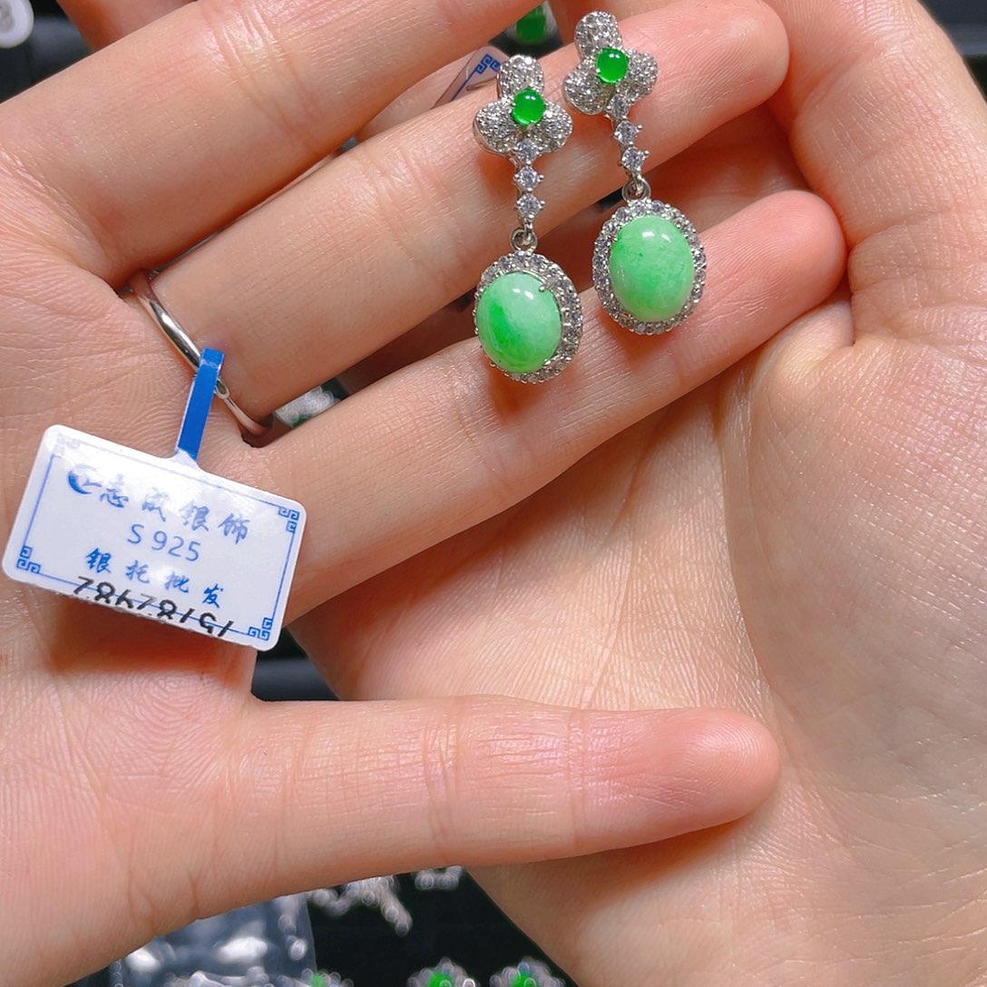 翡翠戒指银S925镶嵌耳钉