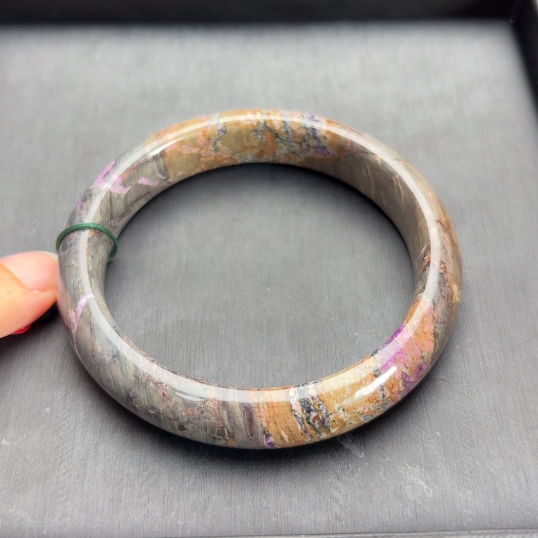 田***园苏纪石（舒俱来）未镶嵌手镯福利手镯