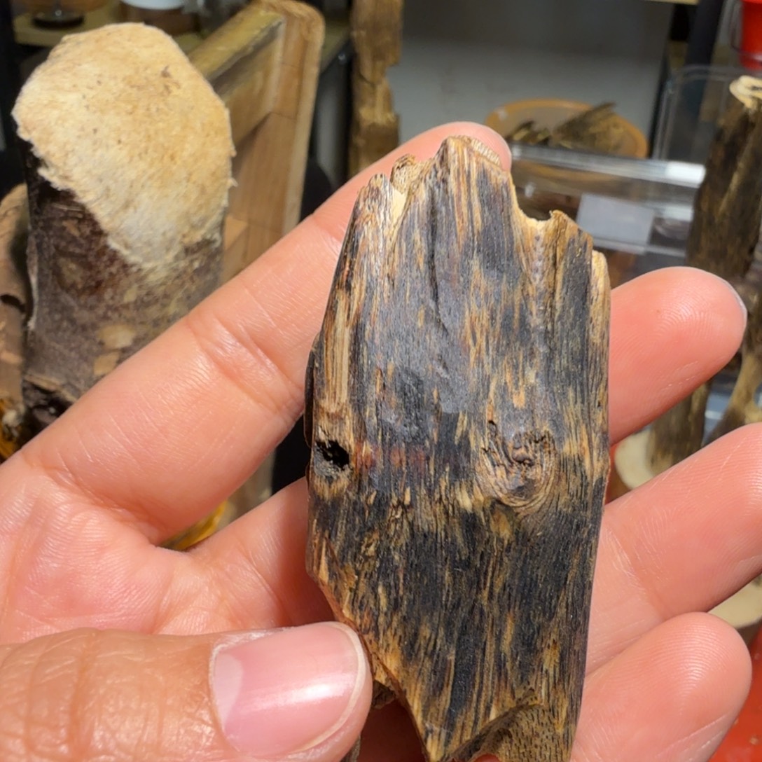 白奇沉香块料沉香