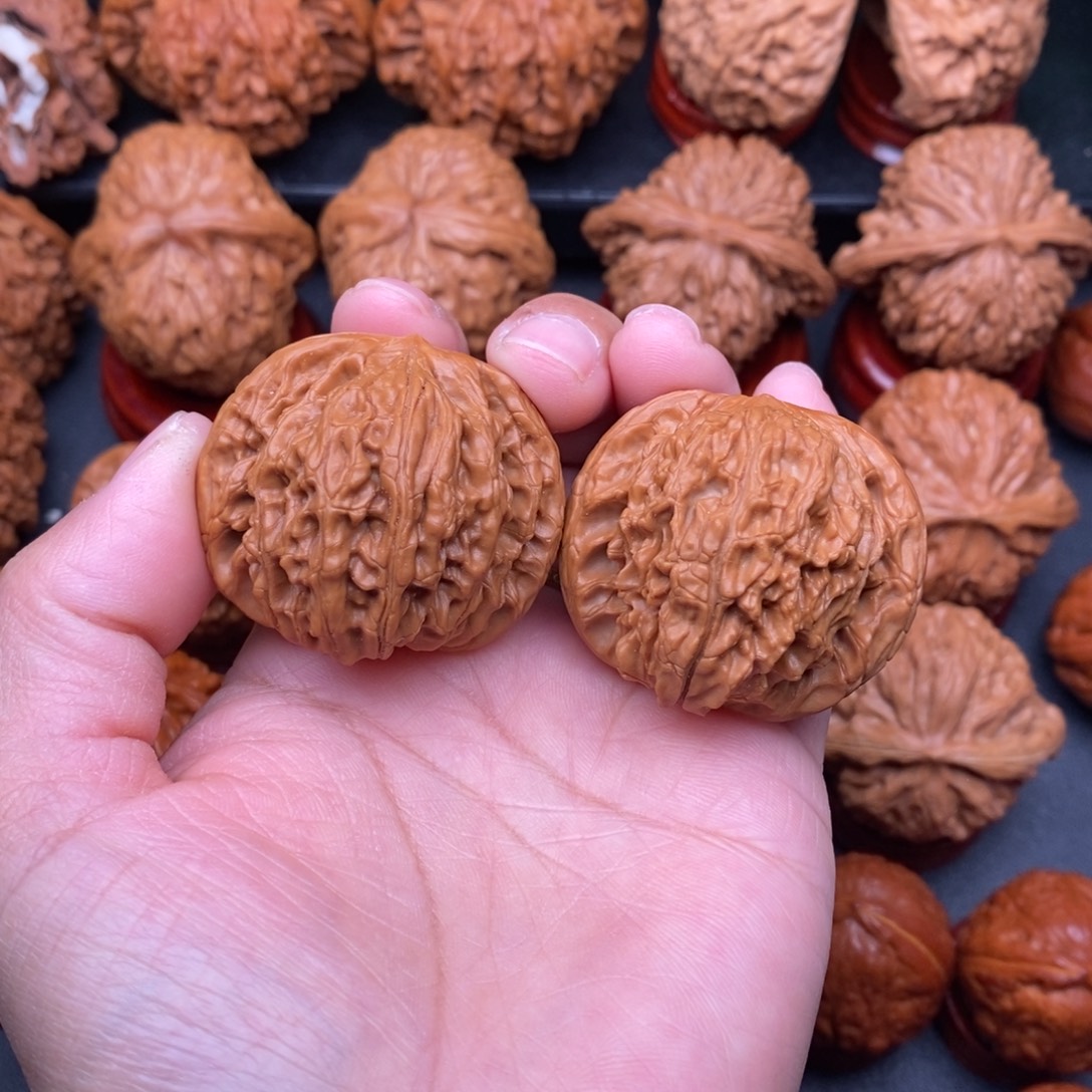 文玩核桃把件40磨盘