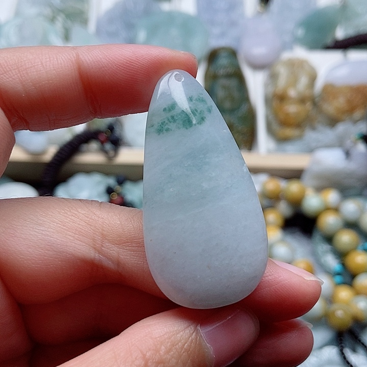 翡翠吊坠(不含链)未镶嵌翡翠