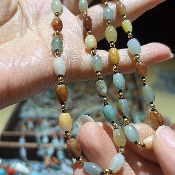 翡翠挂件未镶嵌我