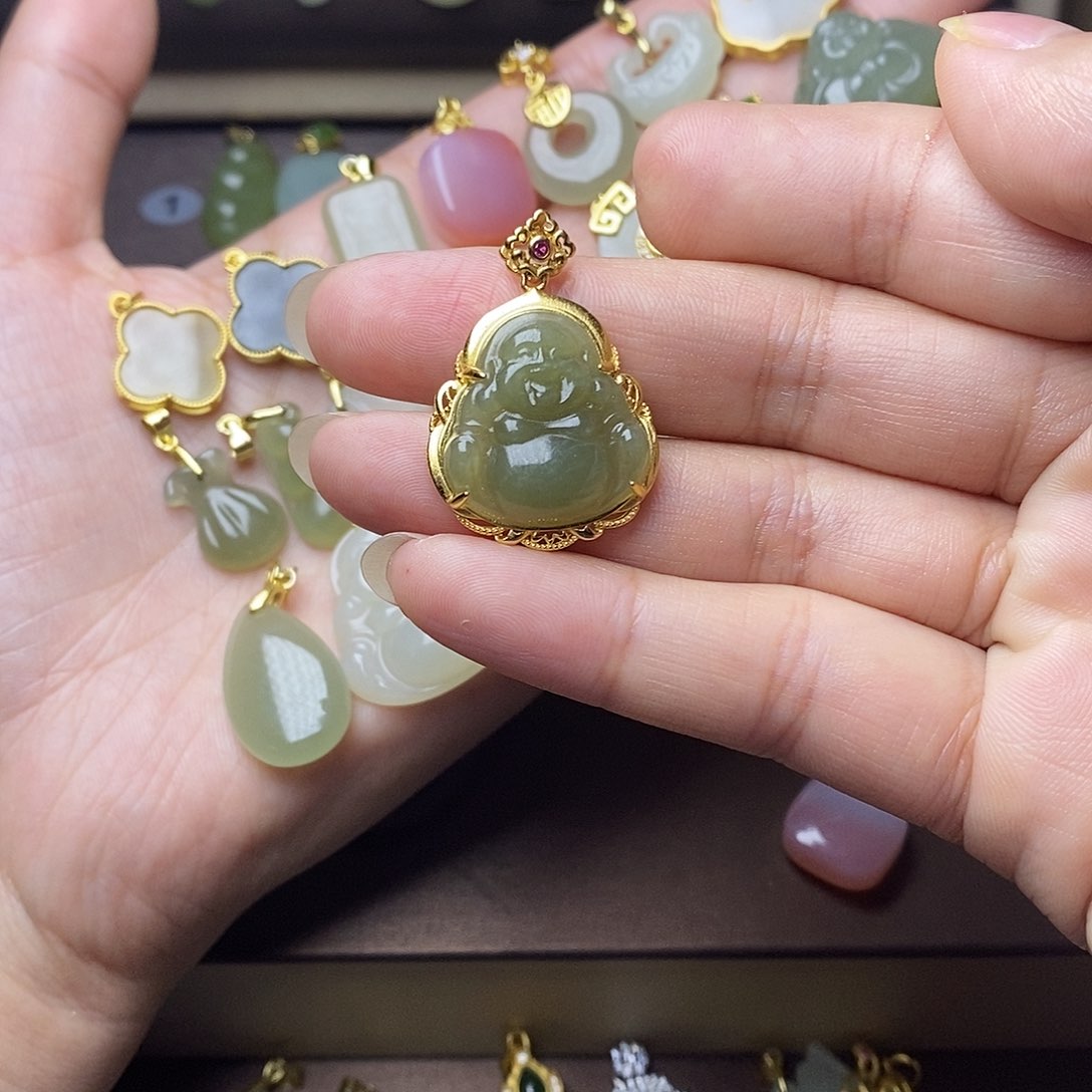 和田玉颈饰银S925镶嵌