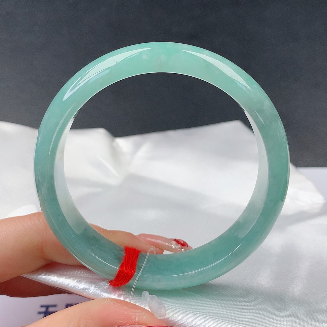 翡翠手镯未镶嵌用****058.8正圈