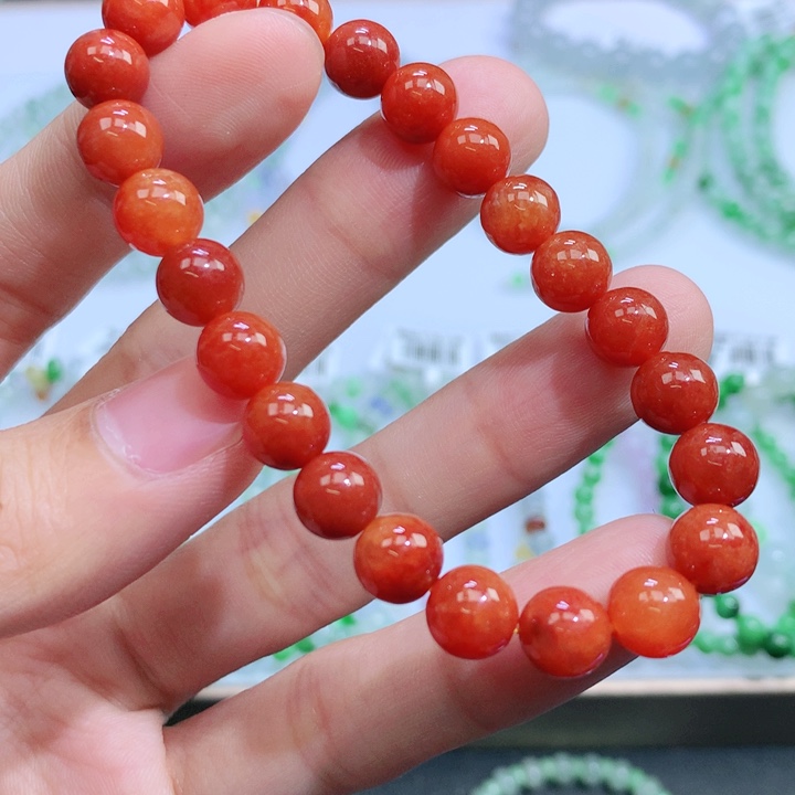 翡翠手链未镶嵌翡翠