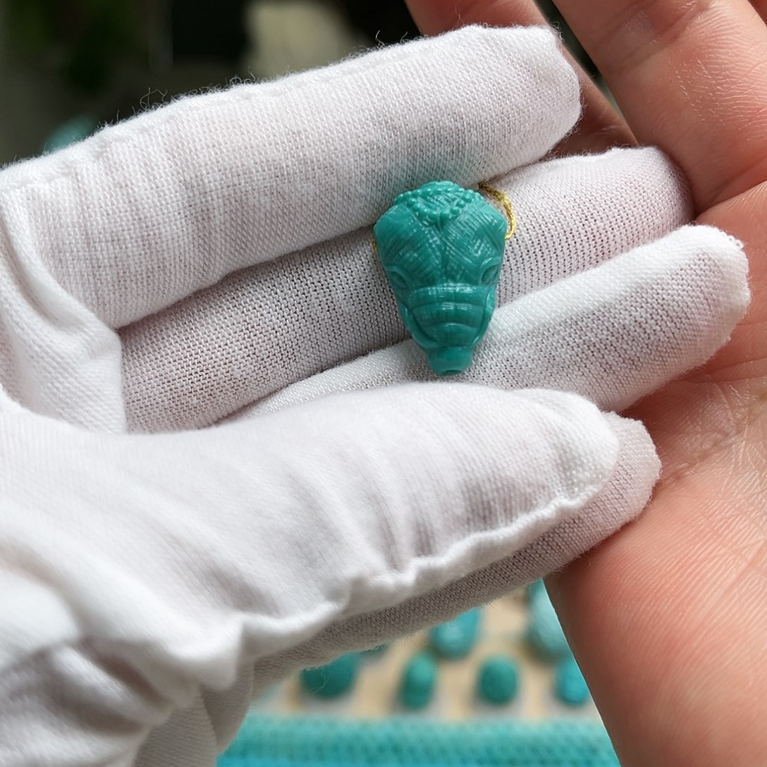 绿松石三通未镶嵌