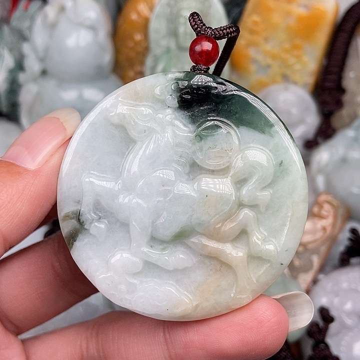 颈饰未镶嵌翡翠翡翠