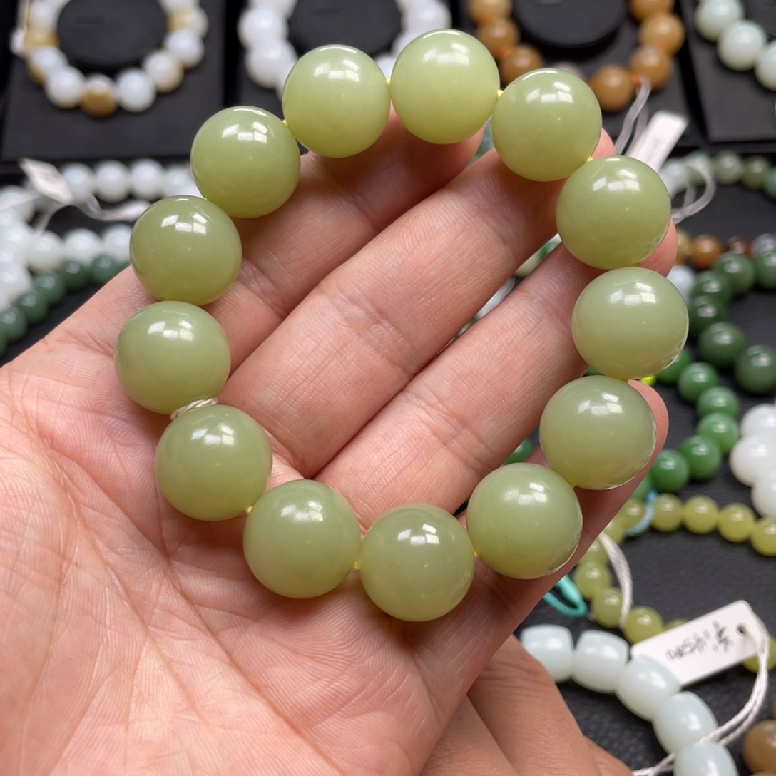 和田玉未镶嵌手链17