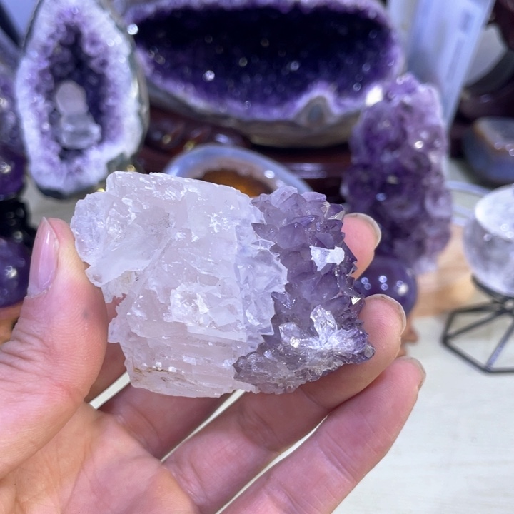 水晶摆件未镶嵌紫晶