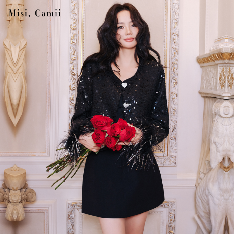 Misi,Camii秋冬女装羽毛钻扣亮片花呢外套时尚感气质百搭名媛穿搭