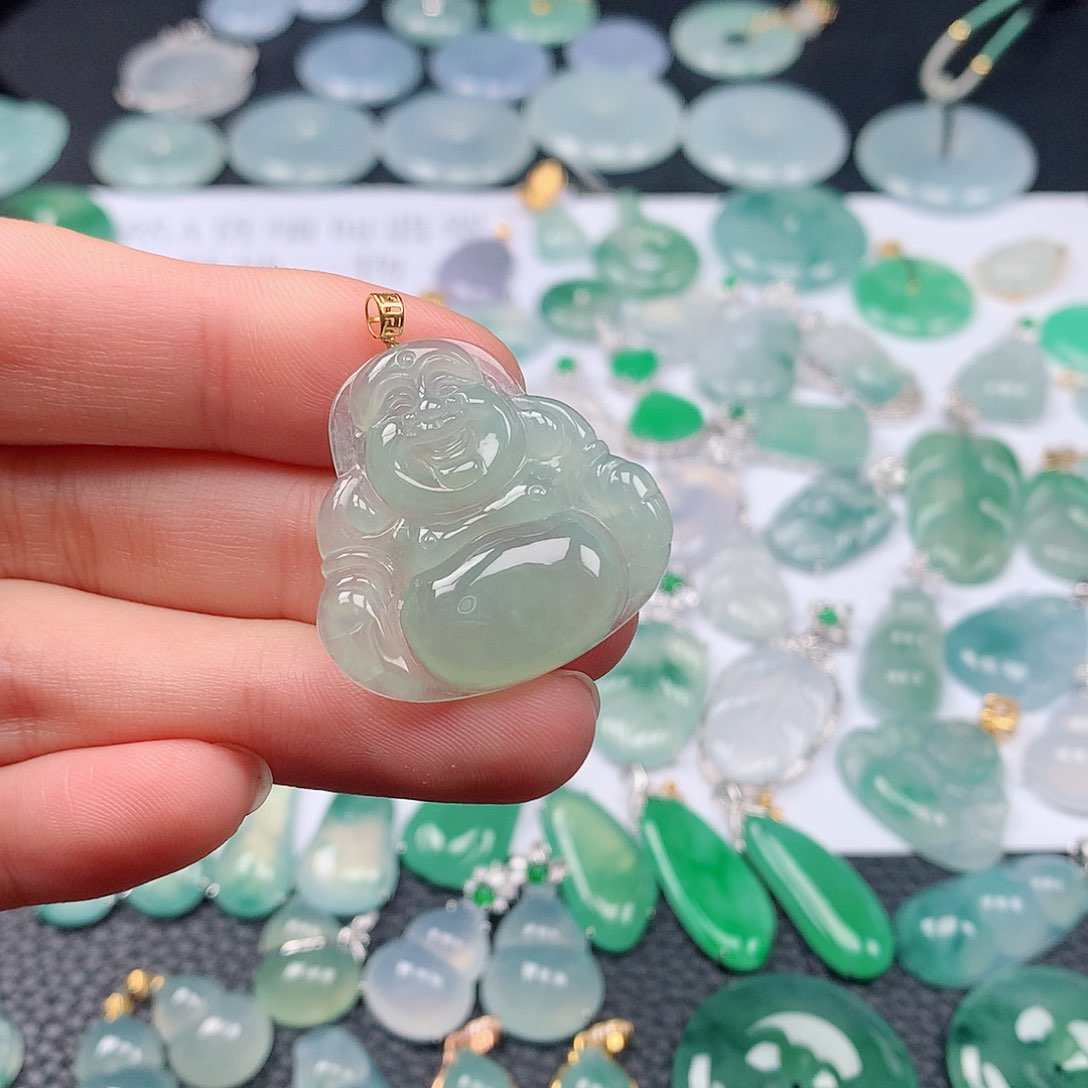 翡翠颈饰18K金镶嵌天然翡翠