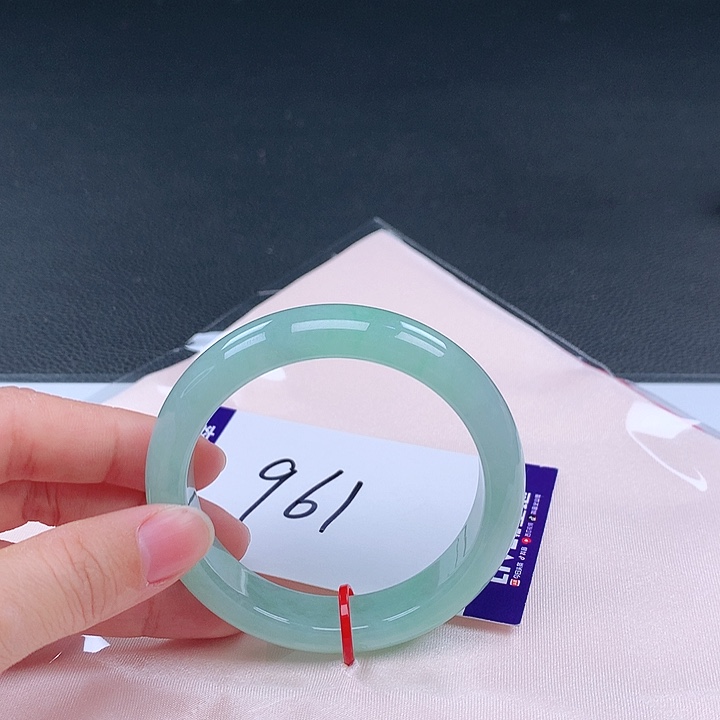 翡翠手镯未镶嵌手镯001624