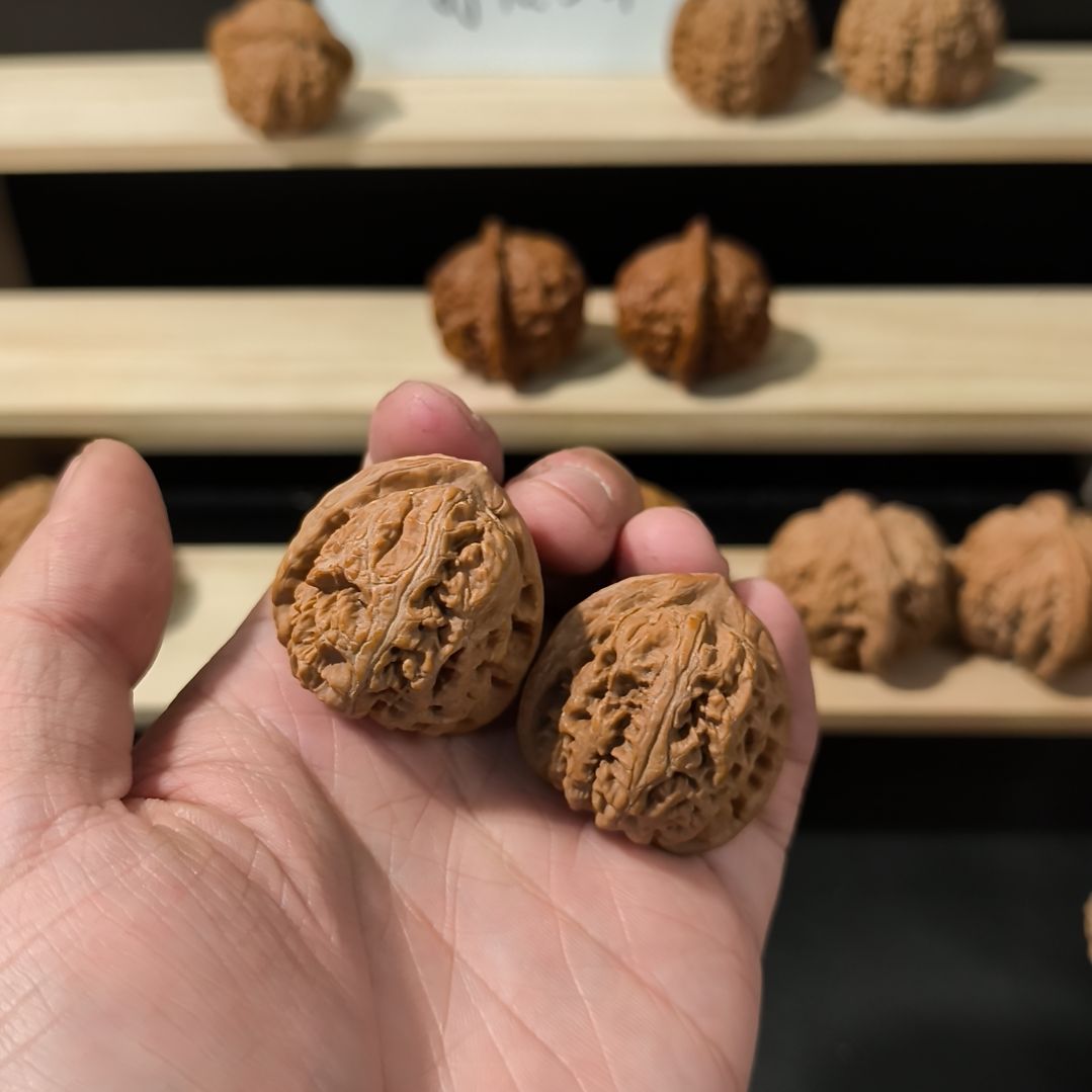 吊坠文玩核桃36元宝