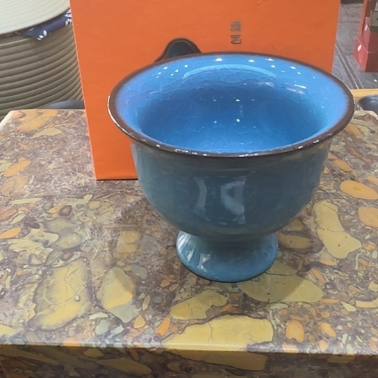 高足瓷杯一个瓷。。。。品茗