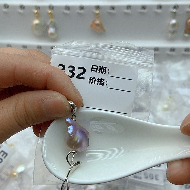 淡水珍珠颈饰未镶嵌