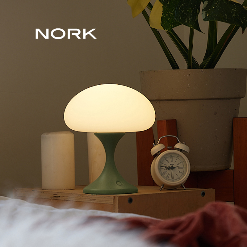 诺克Magcharm欧式水母台灯轻奢卧室床头灯装饰氛围简约小夜灯充电