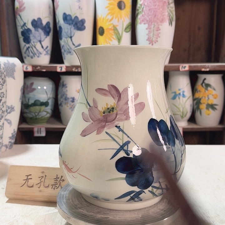 陶鱼尾高27青花荷花陶瓷