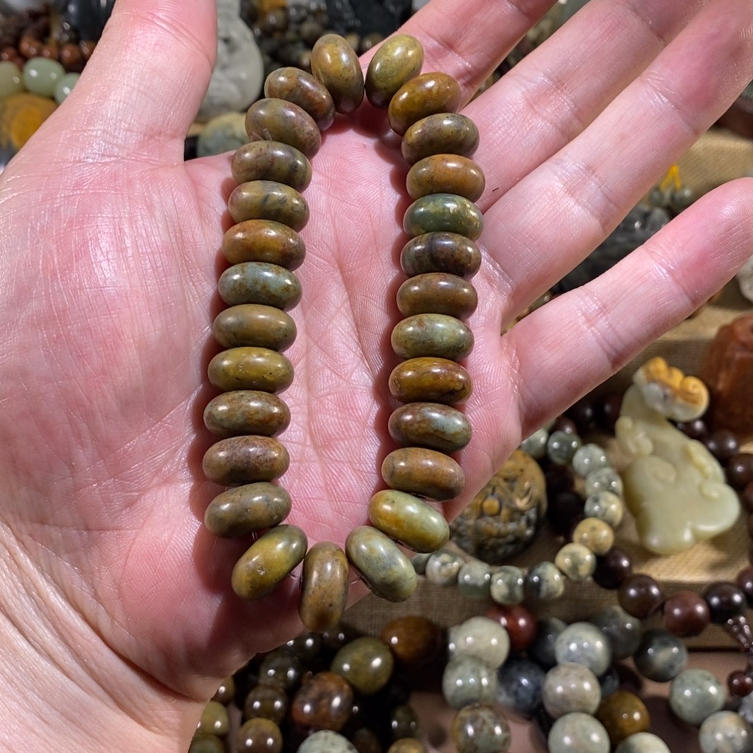 岫岩河磨玉（透闪石质玉）未镶嵌挂件