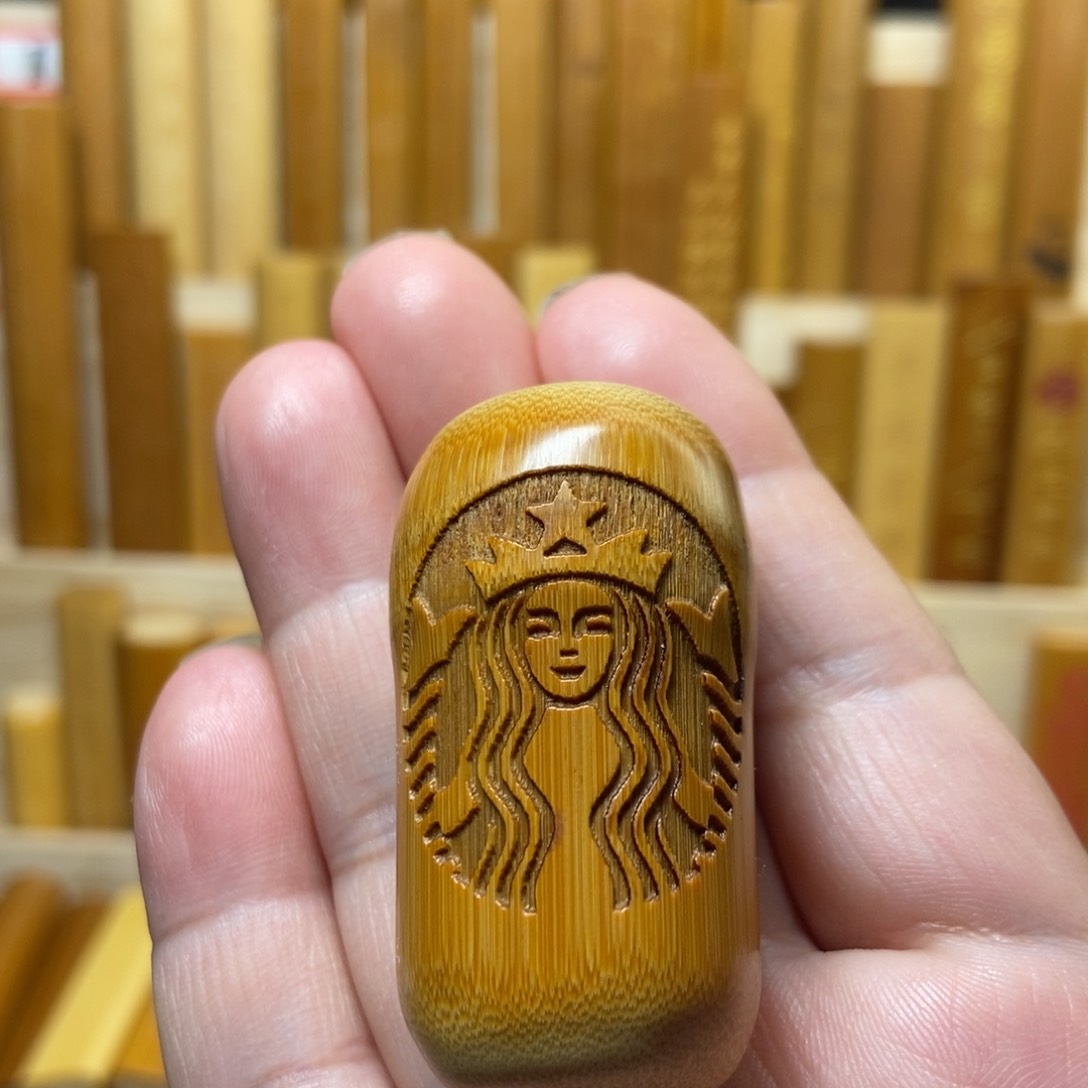 【闪购商品】竹红皮雕刻带节一把抓