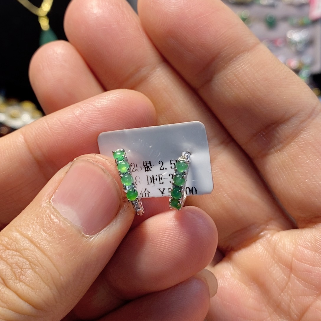 翡翠耳饰银S925镶嵌缅甸翡翠A货耳饰